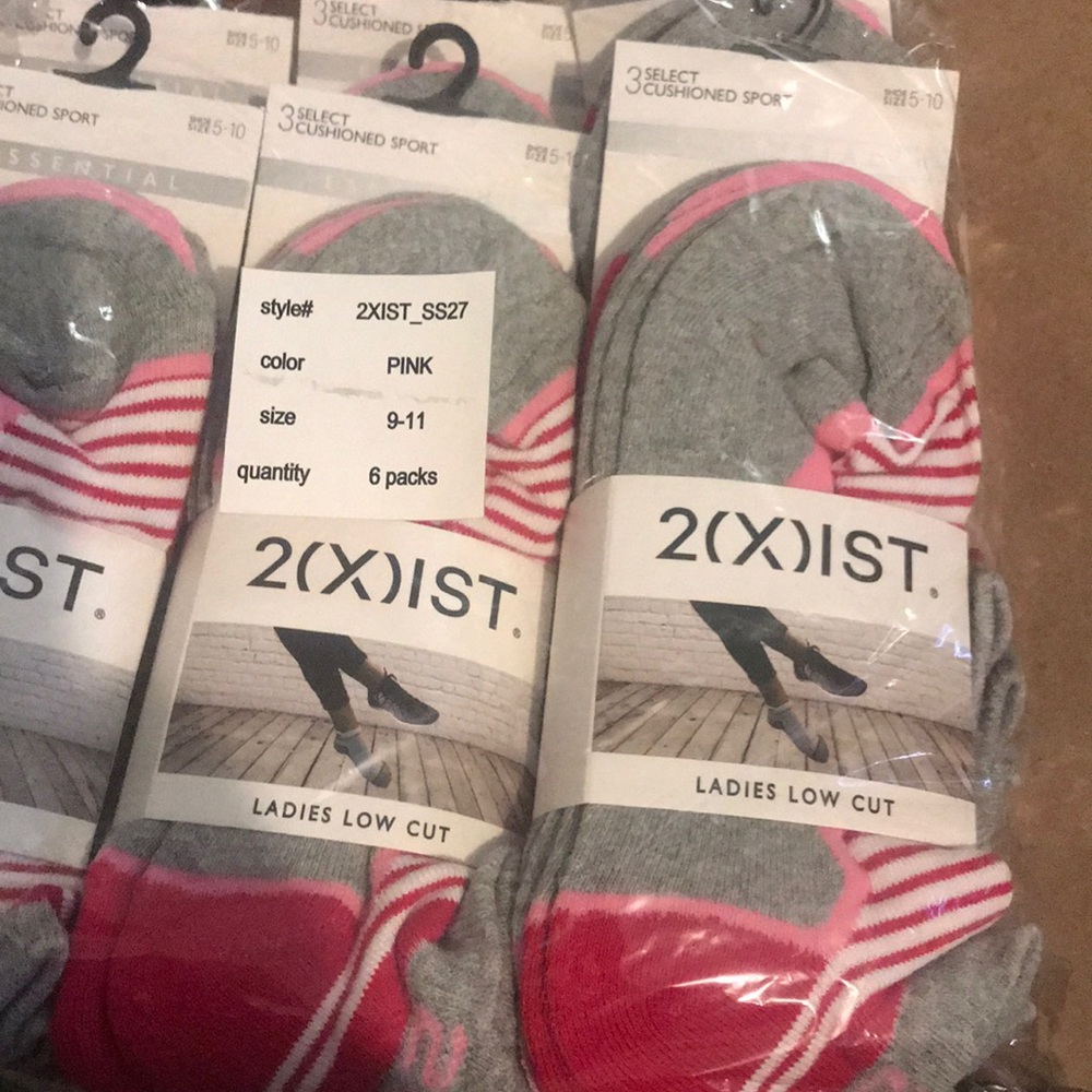 2(X)IST 15 pairs LADIES LOW CUT SOCKS PINK FREE GIFTS WITH ALL ORDERS